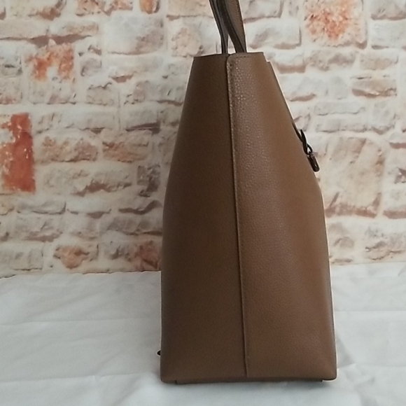 New COACH Central Signature Coated Canvas Tote - Picture 5 of 13